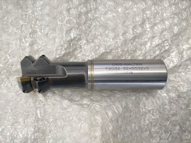 OSG-WALTER F2032 32×SS32×3 その他切削・旋削工具 の画像 1枚目