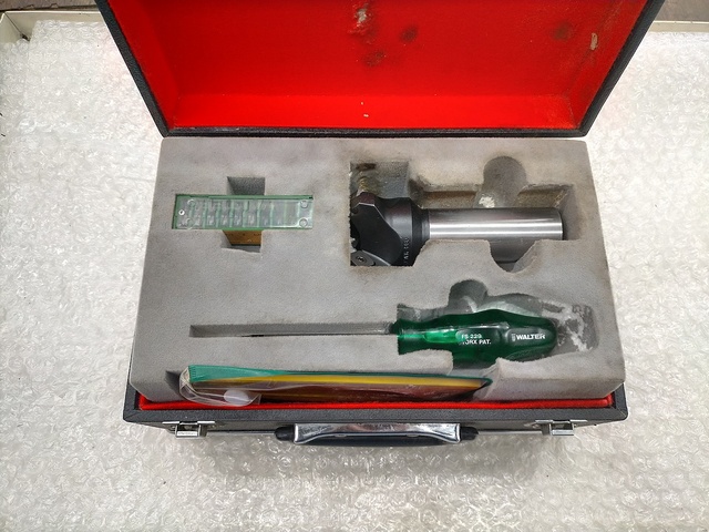OSG-WALTER F2033 Milling Cutter Image 1