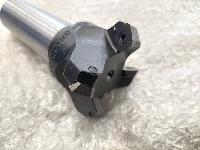 OSG-WALTER F2033 Milling Cutter Image 3