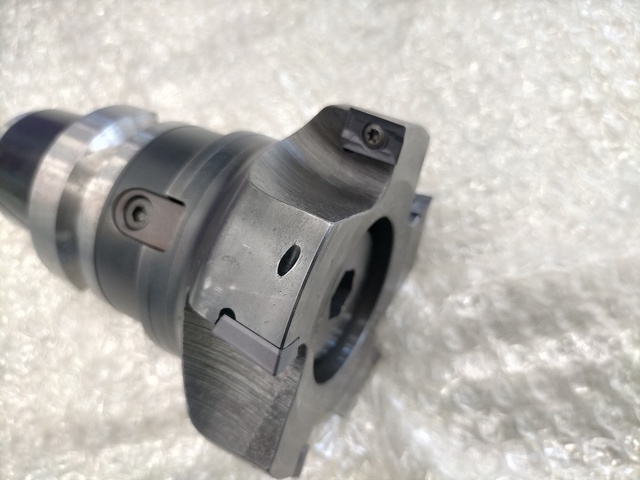 OSG-WALTER F3042B100×SL×5J Milling Cutter Image 3
