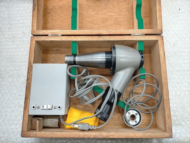 TOPCON  Microscope Image 1