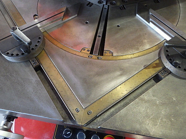 AMADA VERSA-206 Corner Shear Image 4