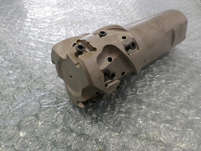 イスカル T490 LNK-D50-47-3-W40-13 Milling Cutter Image 2
