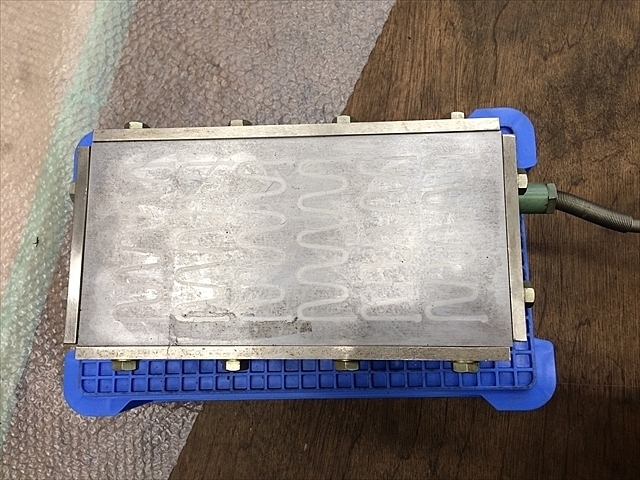 カネテック KENT-1530A マグネットチャック の画像 2枚目