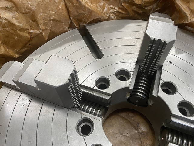KAWATA MFG 400A-6 Lathe Chuck Image 4