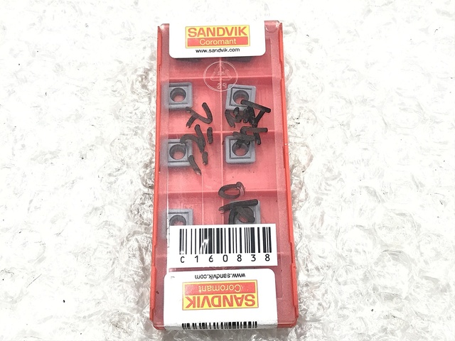 サンドビック 880-05 03 W08H-P-LM インサート・チップ の画像 1枚目