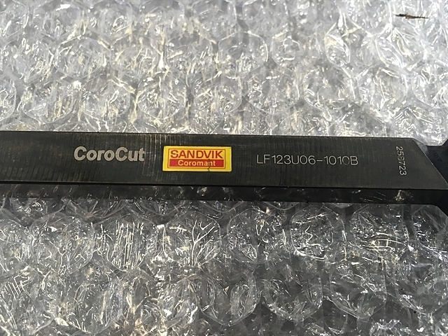 サンドビック LF123U06-1010B バイト の画像 4枚目
