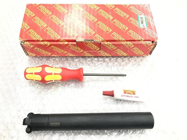 サンドビック R200-020A25-12H フライスカッター の画像 1枚目