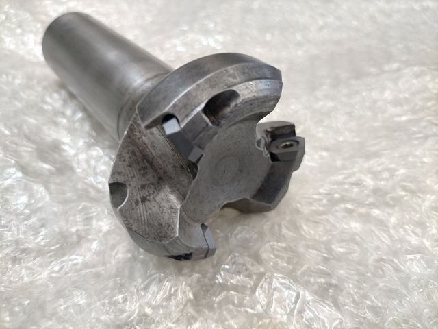 SANDVIK R245-050A32-12 Milling Cutter Image 2