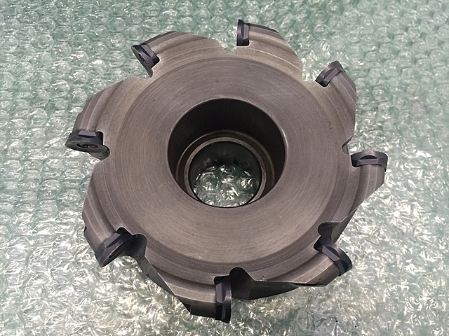 SANDVIK R300-125Q32-16M Milling Cutter Image 1