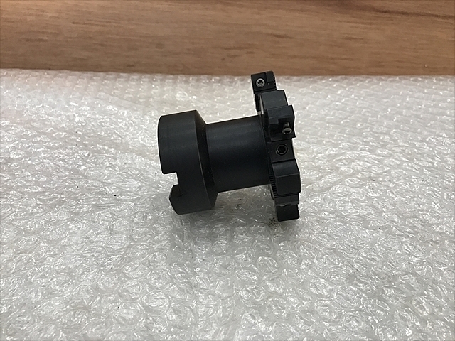 サンドビック R33.132-080Q27EM その他切削・旋削工具 の画像 1枚目