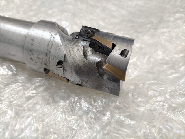 SANDVIK R390.03 End Mill Image 2