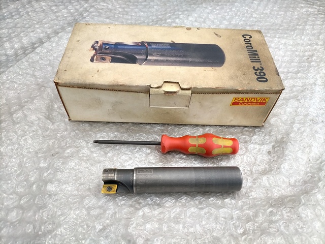 サンドビック R390-020A20-11L エンドミル の画像 1枚目