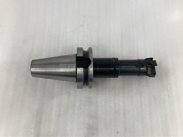 SANDVIK R390-050Q22-17M Milling Cutter Image 1