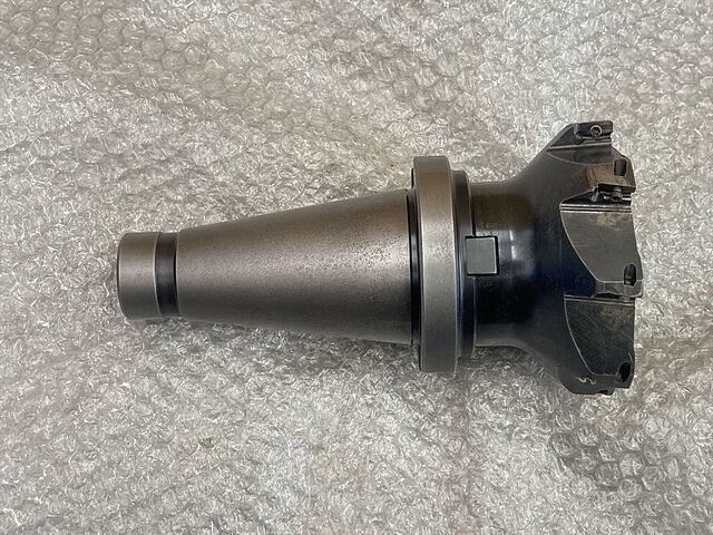 サンドビック R390-125Q40-17M フライスカッター の画像 1枚目