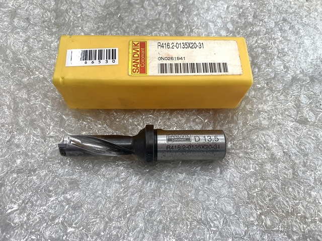 SANDVIK R416.2-0135×20-31 Drill Image 1