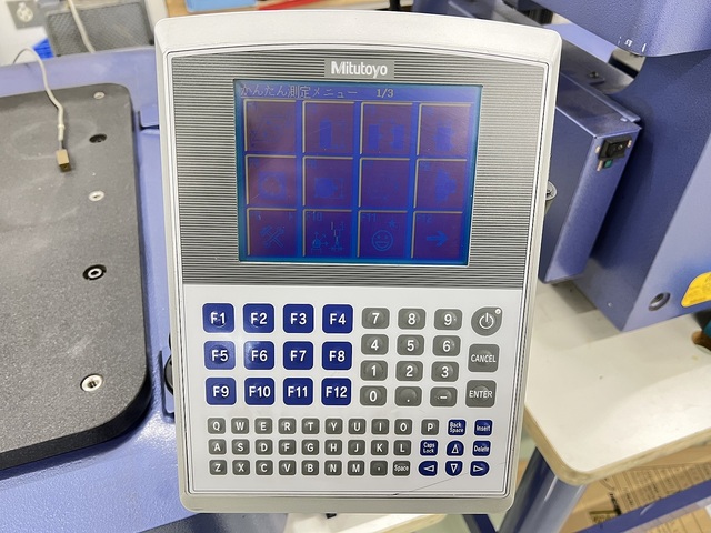 Mitutoyo QM-M353 CMM Image 4