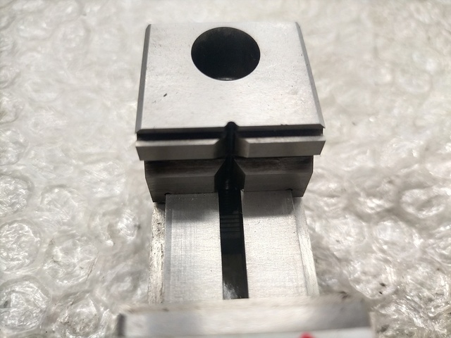 システム3R 30 Vice Image 4