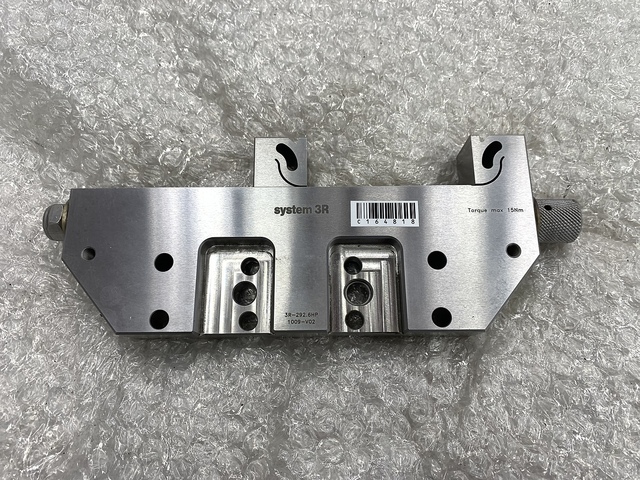 システム3R 3R-292.6HP バイス の画像 1枚目