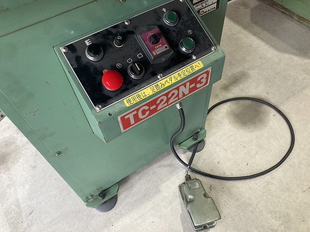 TAKEDA MACHINERY TC-22N-3 Corner Shear Image 5