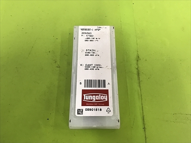 TUNGALOY 16ER30ISO-B AH725 Insert Chip Image 2