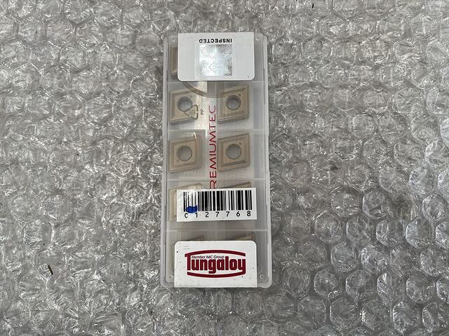 TUNGALOY CNMG120408 Insert Chip Image 1