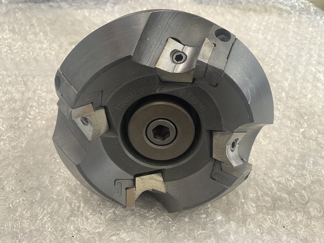 TUNGALOY THF5404R Milling Cutter Image 3