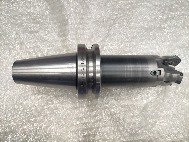 ダイジェット工業 SKSL-4063R-10 フライスカッター の画像 1枚目