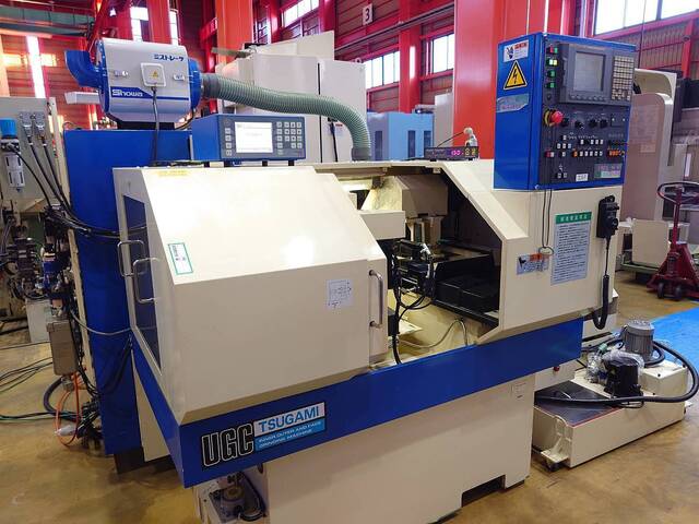 TSUGAMI UGC NC Cylindrical Grinder Image 1