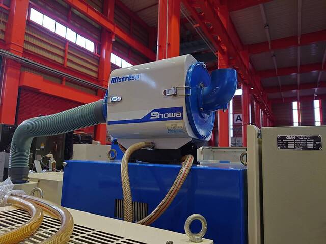TSUGAMI UGC NC Cylindrical Grinder Image 3