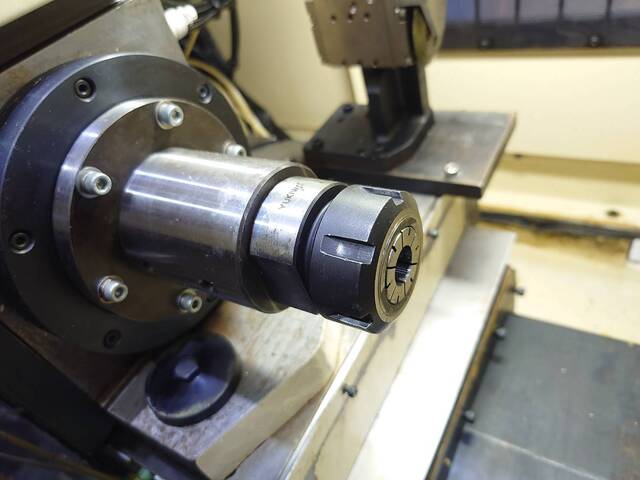 TSUGAMI UGC NC Cylindrical Grinder Image 17