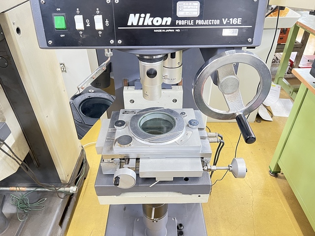 ニコン V-16E 投影機 の画像 5枚目