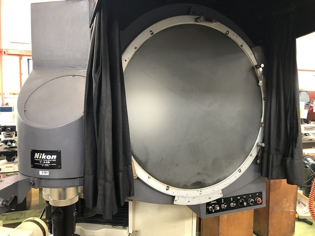Nikon V-24B Projector Image 6