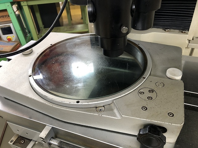 Nikon V-24B Projector Image 8