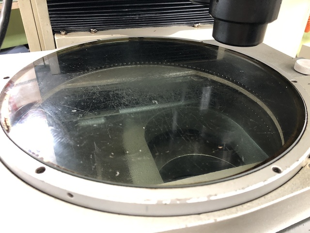 Nikon V-24B Projector Image 9