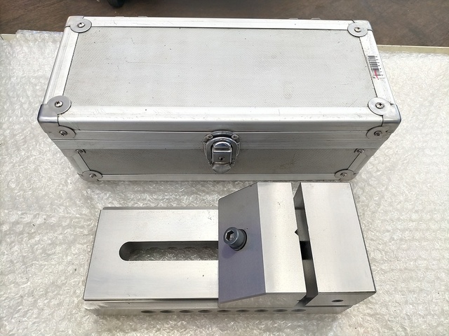 パンチ工業 PLV-120 バイス の画像 1枚目