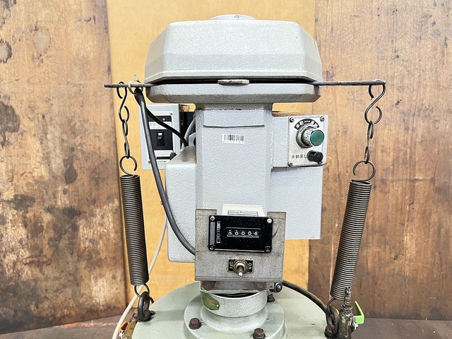 ブラザー BT2-225 Desktop Drilling Machine Image 2