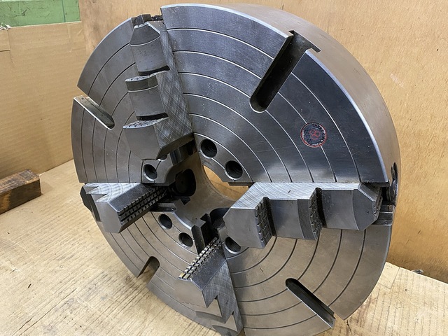 山出谷鉄工所  Lathe Chuck Image 3