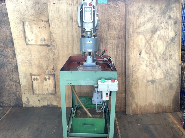 ブラザー BT61-511 Desktop Drilling Machine Image 1