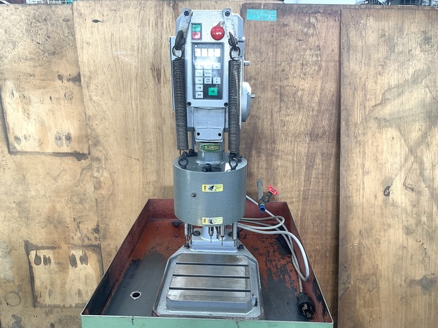 ブラザー BT61-511 Desktop Drilling Machine Image 2