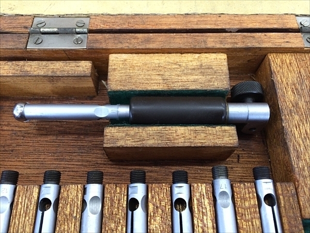 Mitutoyo CG-18B(526-105) Cylinder Image 4