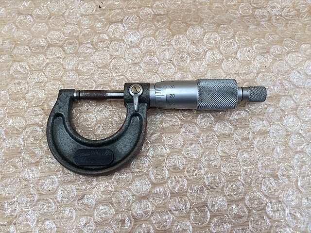 ミツトヨ M110-25(103-137) マイクロメーター（外側） の画像 1枚目
