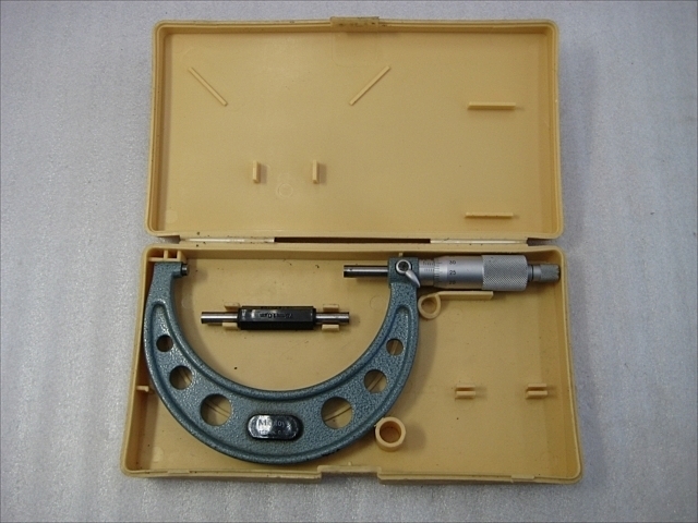 ミツトヨ OM-100 マイクロメーター（外側） の画像 1枚目