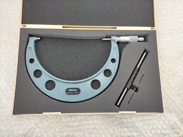 ミツトヨ OM-175(103-143) マイクロメーター（外側） の画像 1枚目