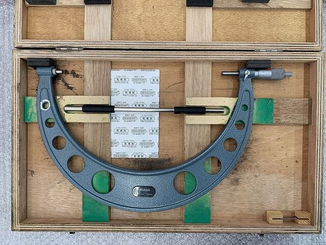 ミツトヨ OM-325 マイクロメーター（外側） の画像 1枚目