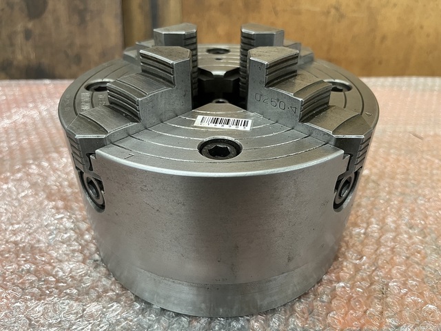 北川 IC-8 Lathe Chuck Image 1
