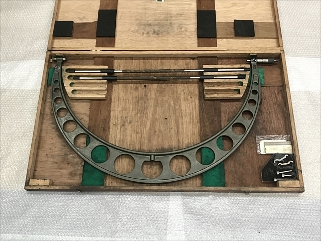 ミツトヨ OMC700-800(140-146) マイクロメーター（外側） の画像 1枚目