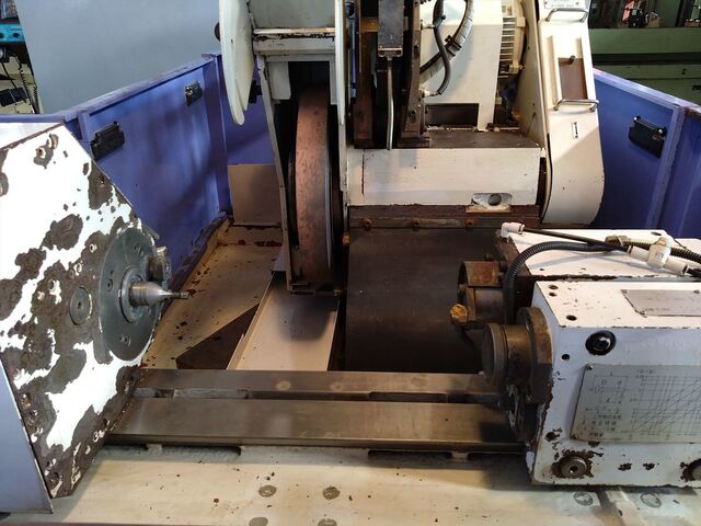 MITSUBISHI HEAVY INDUSTRIES RD23-B35P NC Cylindrical Grinder Image 3