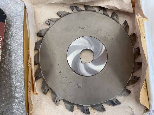 三菱金属 RM52 250×10×31.75 その他切削・旋削工具 の画像 1枚目