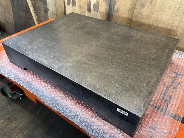 不明  Surface plate/Workbench Image 4